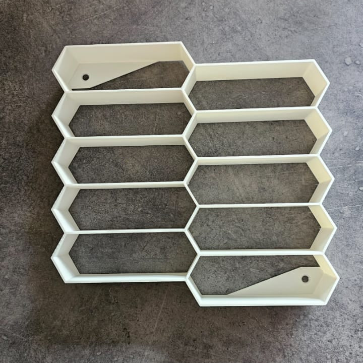 Hot Wheels shelf for 10 Cars