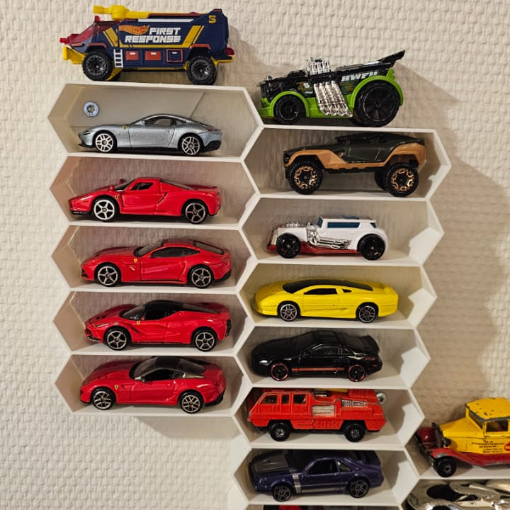 Hot Wheels shelf for 10 Cars