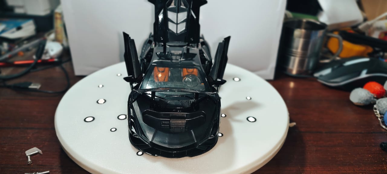 Lamborghini Sian FKP 37 1:24  DIECAST CAR