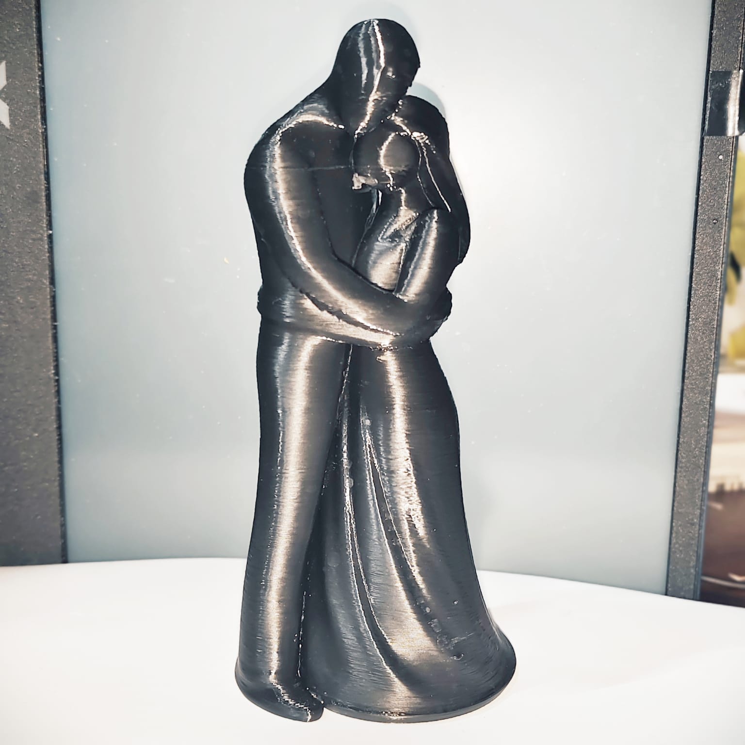 Lovers Sculpture