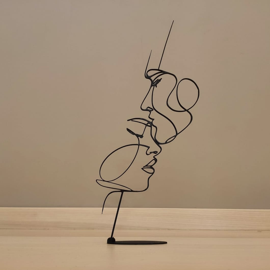 Ethereal Kiss Statuette