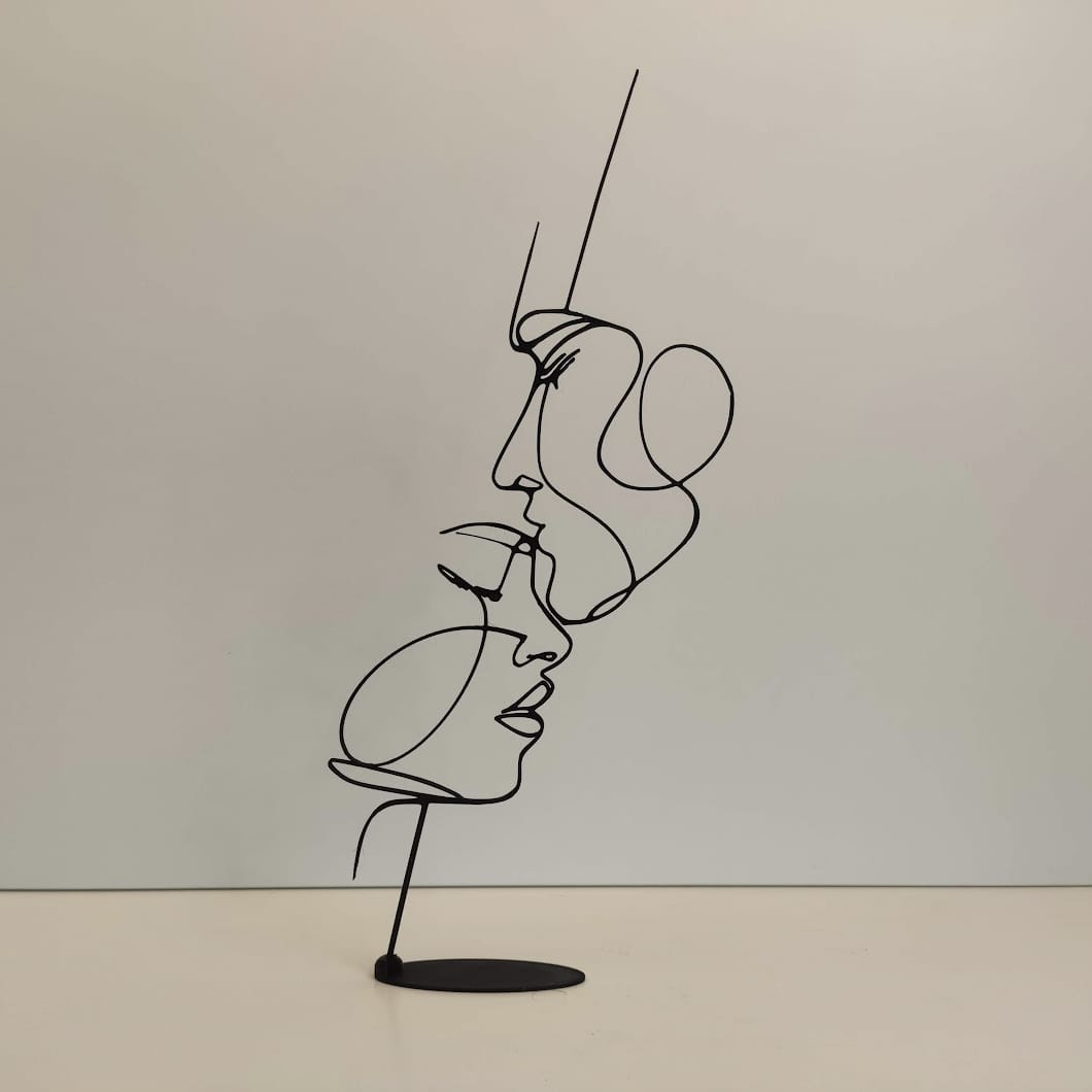 Ethereal Kiss Statuette