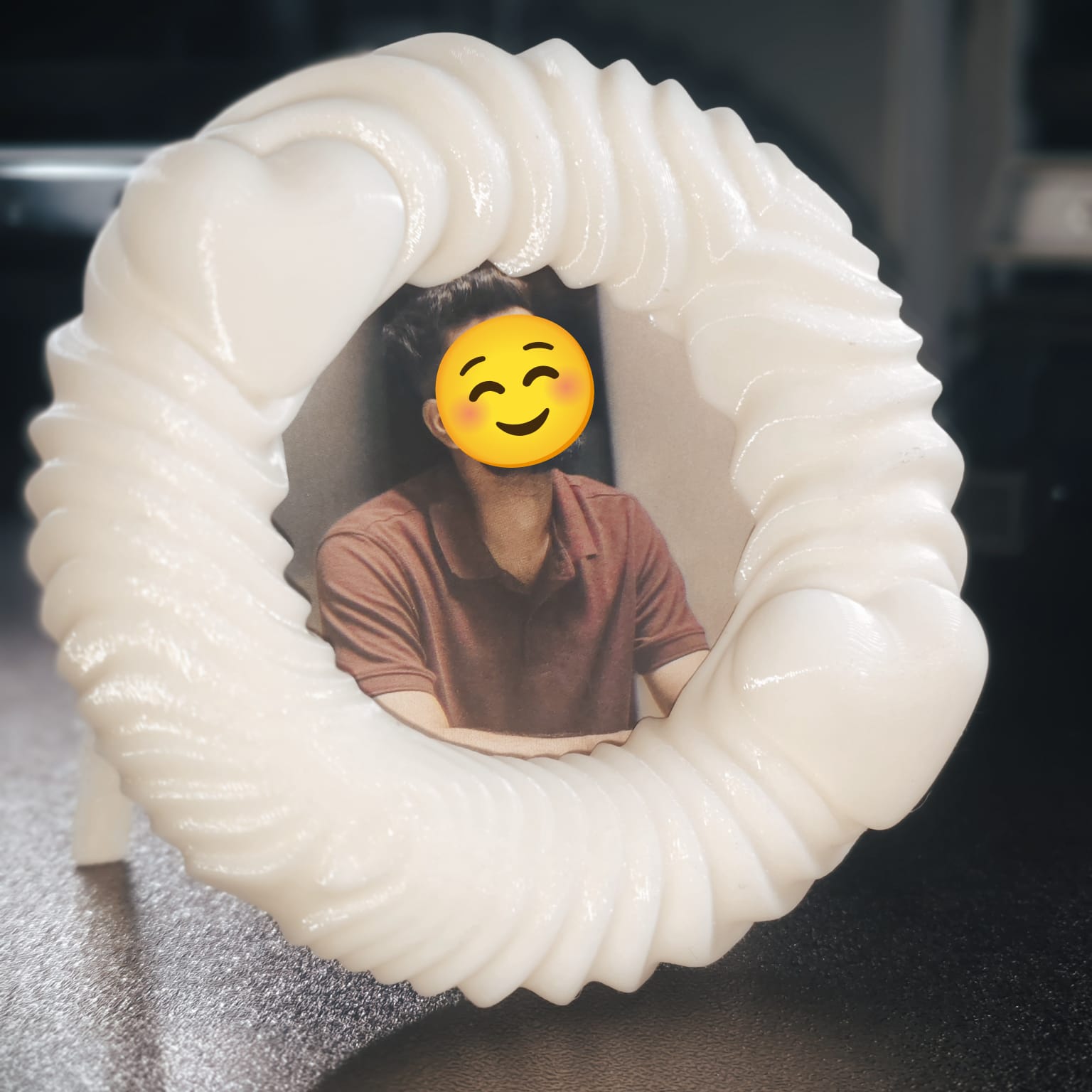 Customizable Circular Heartbeat Frame