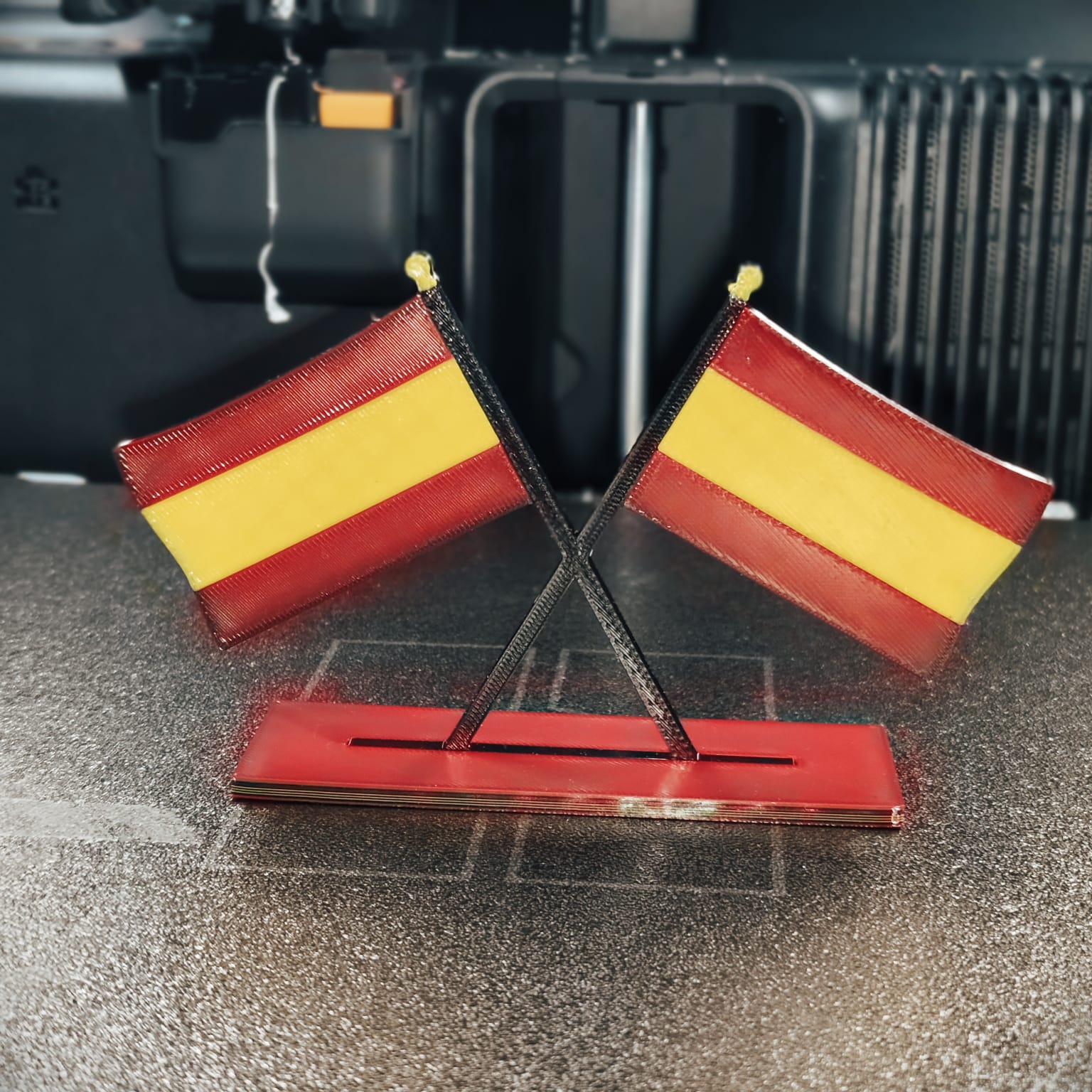 TVK Double Flag Desk Stand