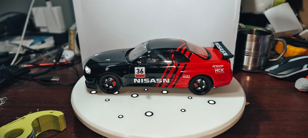 Nissan Skyline GT-R R34 1:24  DIECAST CAR