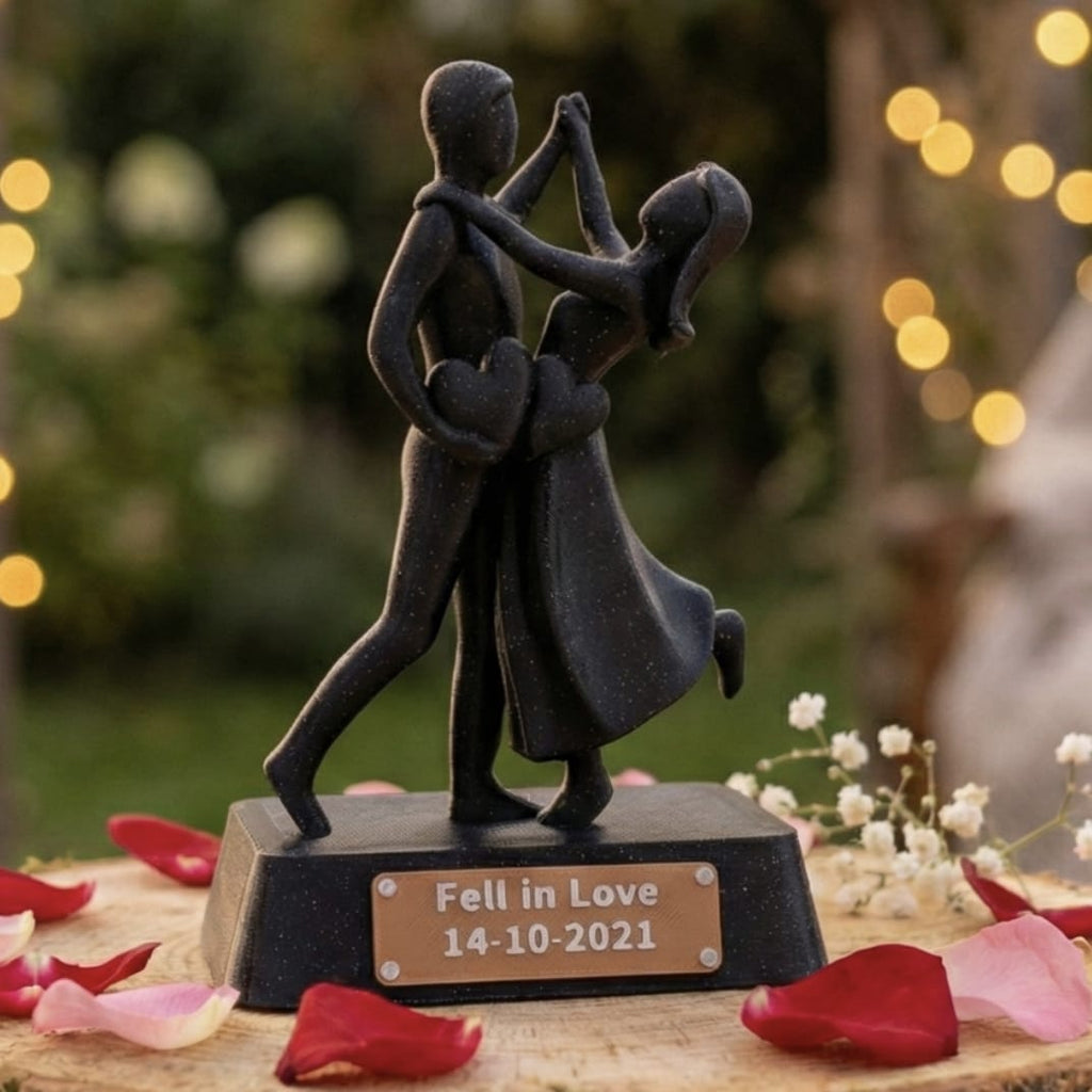 Customizable Dancing Couple Statue – Elegant