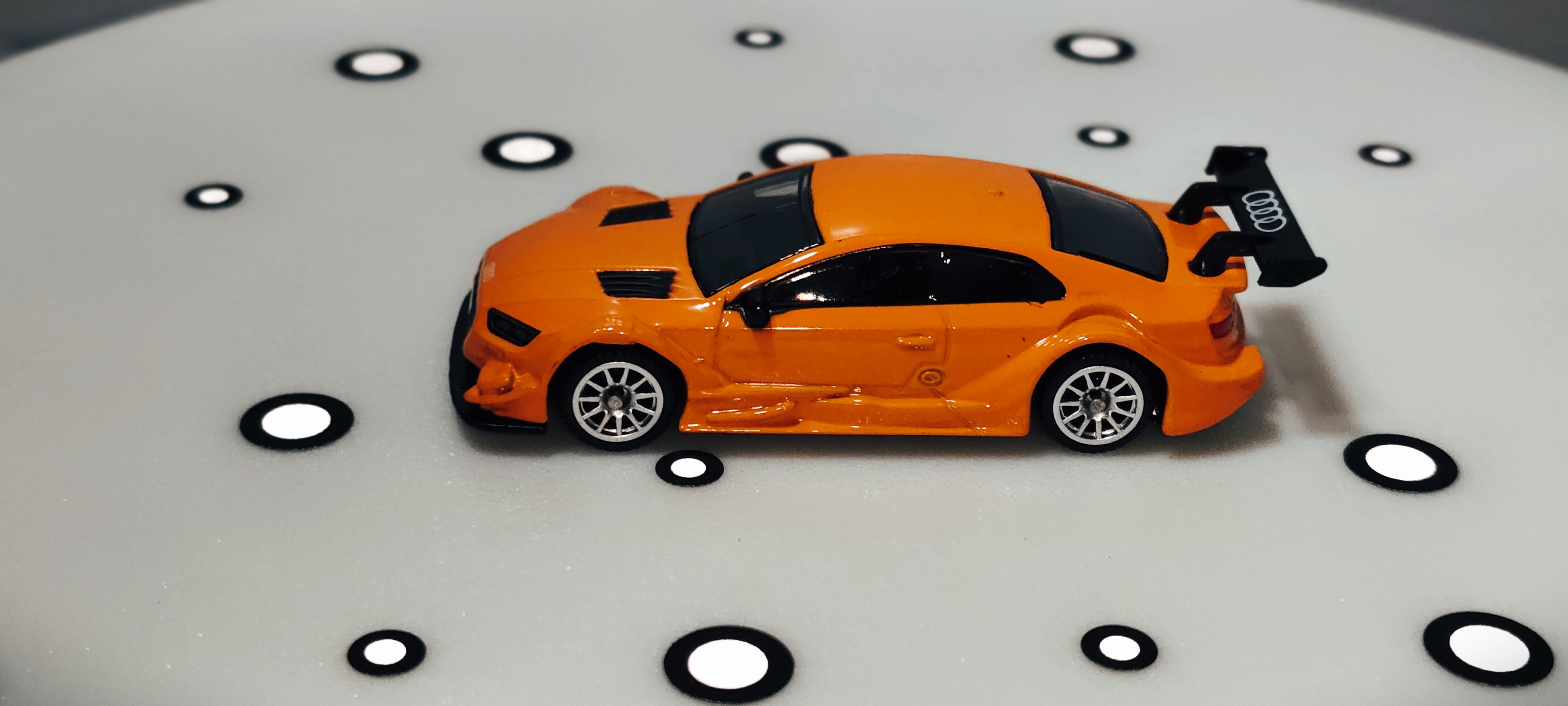 CCA AUDI RS 5 Racing 1:64 with keyholder