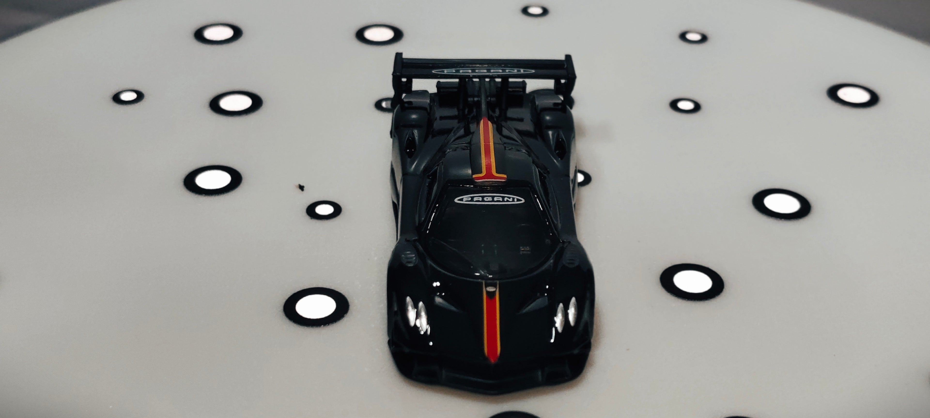 CCA PAGANI FONDA Revolucion with keyholder