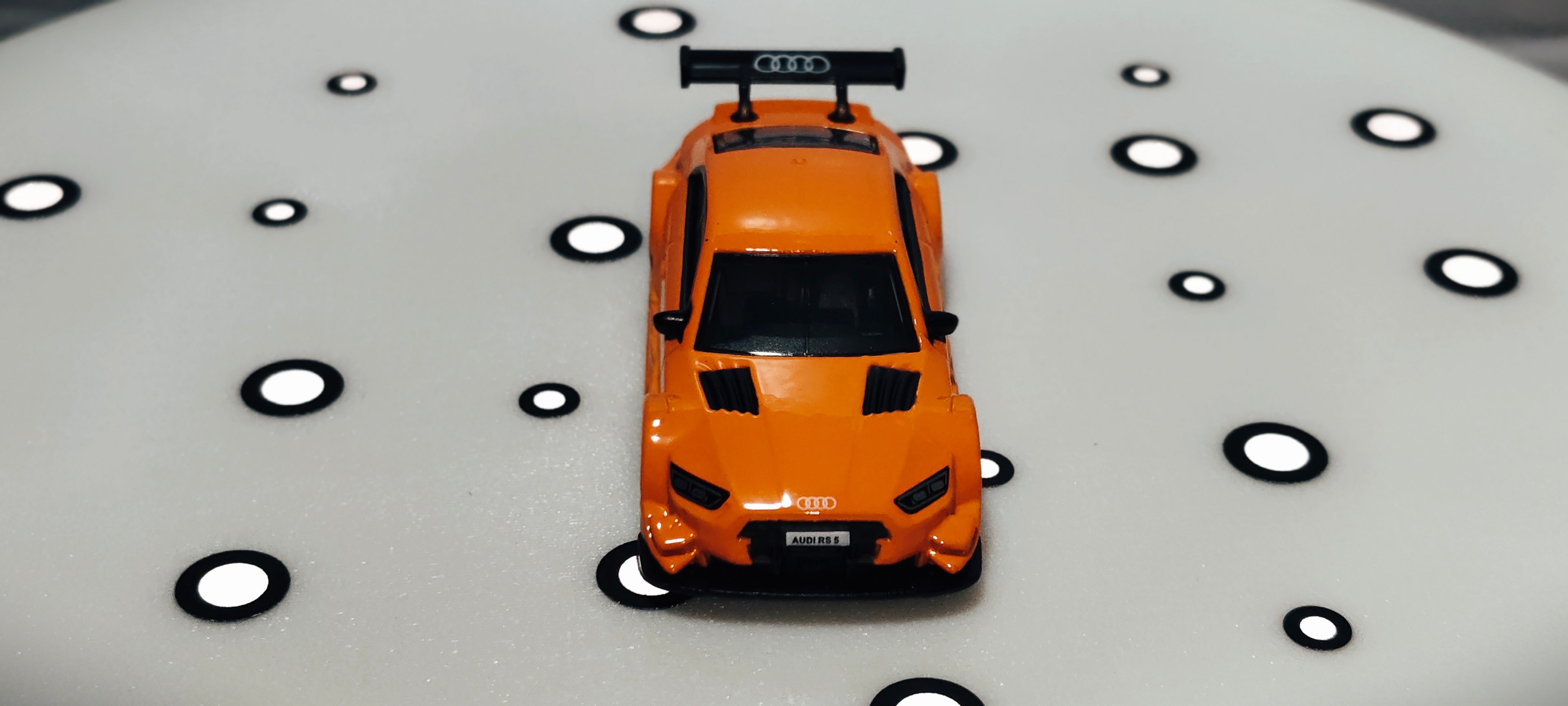 CCA AUDI RS 5 Racing 1:64 with keyholder