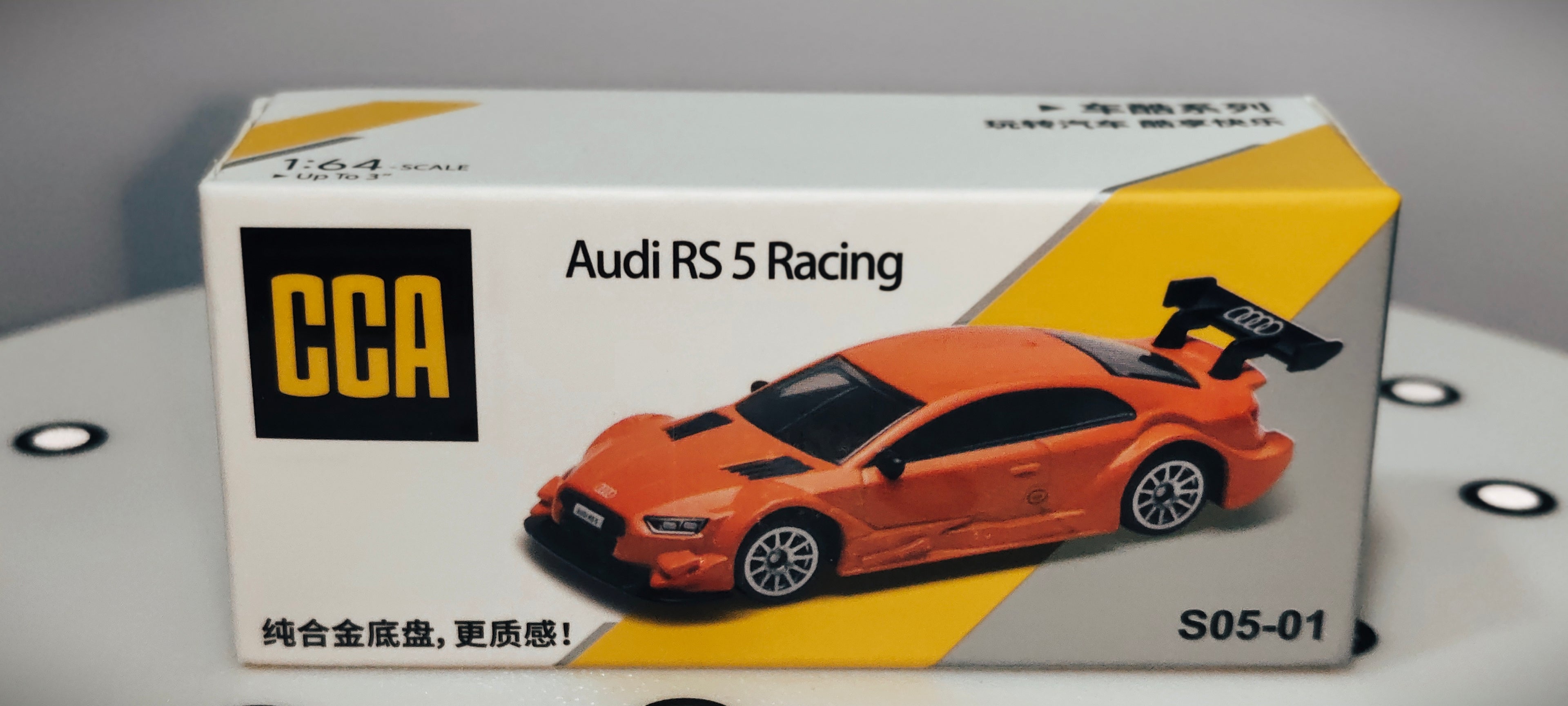 CCA AUDI RS 5 Racing 1:64 with keyholder