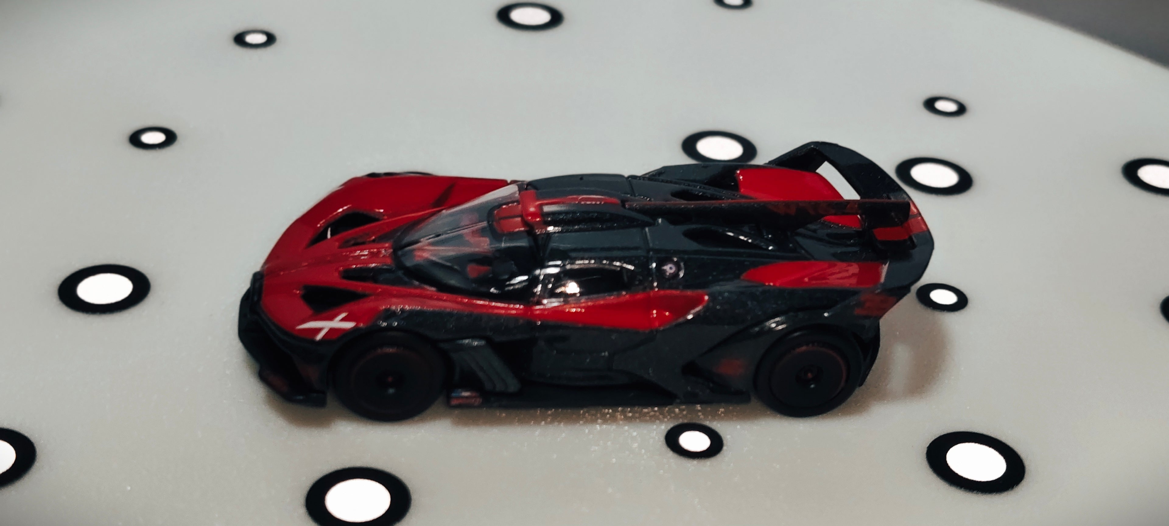 Burago BUGATTI BOLIDE 1:64 with keyholder